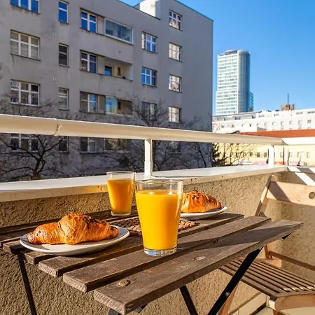 Cosy Flat Close To Bratysława