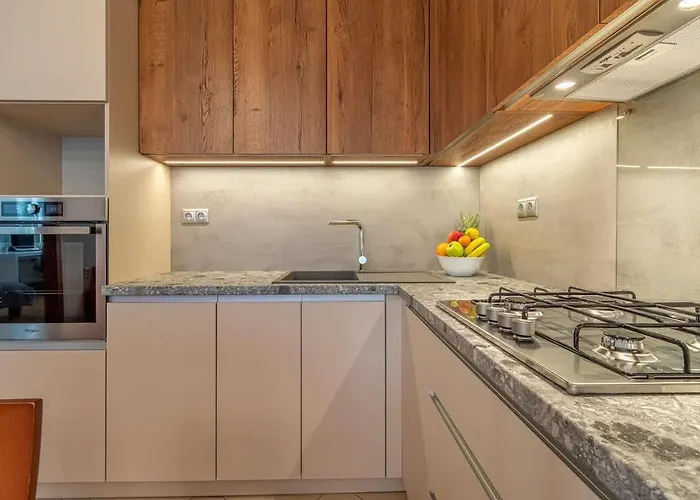 Cosy Flat Close To Apartment