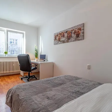 Cosy Flat Close To * Pressburg